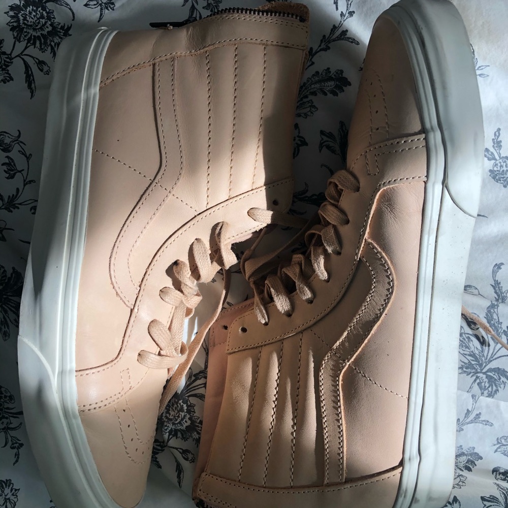 Vans High top leather shoes